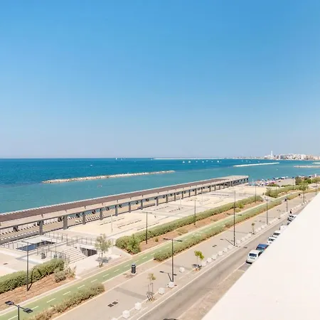 Waterfront With Seaview Balcony Apartman