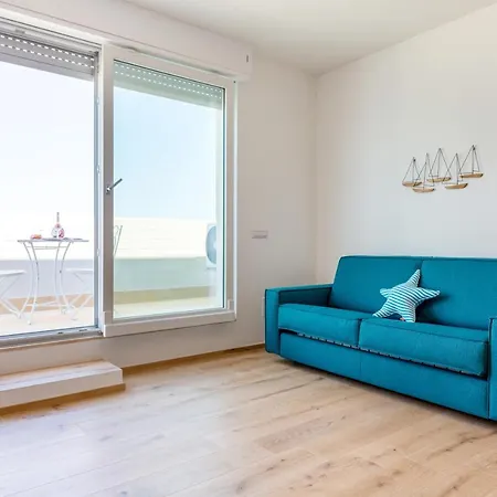 Waterfront With Seaview Balcony Apartment